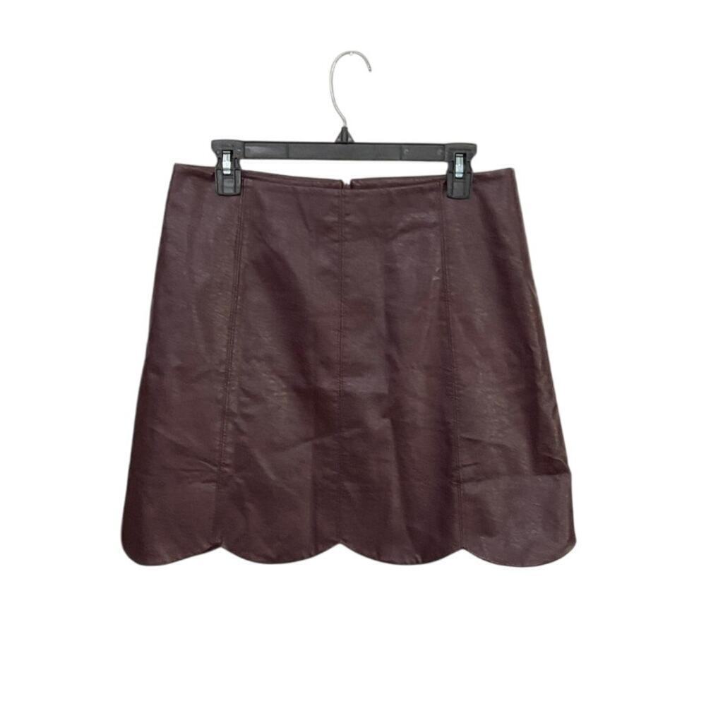Aaron & Amber Burgundy Faux Leather Scalloped Hem A-Line Mini Skirt Size Large